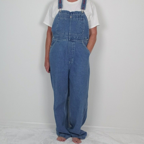 Vintage Tommy Hilfiger Spell Out Strap Bib…
